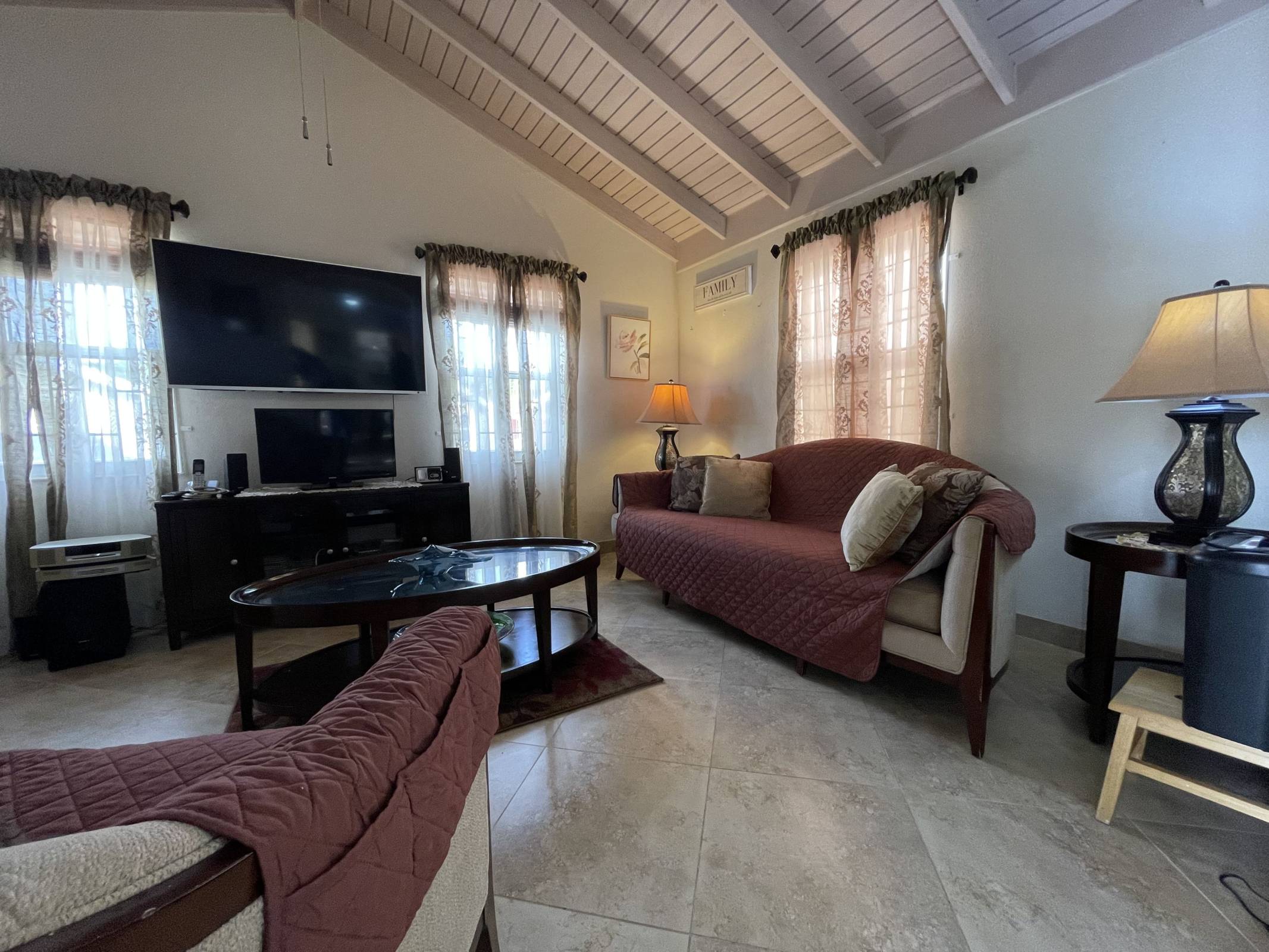 Additional View of Coverley – Sea Grape 3 Bed (33)